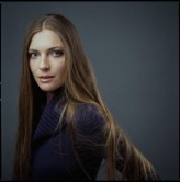 martucia Model: Ola Całkosińska | MYSKENA Make-Up: Marta Mazurek Hair: Konrad Chęciński Photographer: Marcin Matyja
