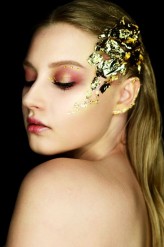 justyna_polak_makeup Makijaż z użyciem złotej folii ;)


Part 2