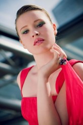 pawel-zajac                             Modelka Karolina Z. (gradoro.com)
stylizacja&makeup: Natalia Kowalczyk
biżuteria: Marta Szafraniec (mszafraniac.pl)            
