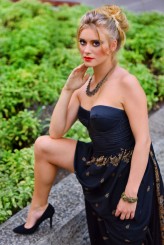 j1s1 
modelka - Karolina Rosa
makijaż,stylizacja - Barbara Polonis