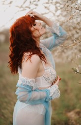 azapadka fot. Basia Oporska
Makijaż: Aniela Mazun