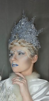 Ilona0325 Charakteryzacja na Królową Zimy , inspirowana pracą Karoliny Zientek .
Studio Makijażu Malowane Oczy Agnieszka Bujnowicz
