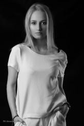 Alex39 Model: Paulina Binko
Mua: Patrycja Wawer
Fotogenerator 7.2 