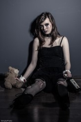 simplyphoto                             Gothic girl            