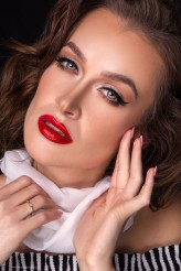 kasijad foto Maja Sobolewska
make-up Paulina Kielich
Akademia Wizażu 