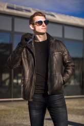 Sebeq777                             #pilot #topgun #łódź #men #handsome #okulary #leather #jacket #skóra #lotnisko #lodz #facet             
