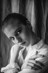 cassiusclay model: Kasia Claris Model Management 
mua: Marysia Ciernioch 