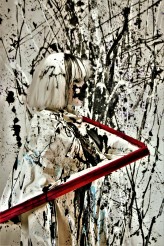 karolinaolczyk Inspiracja twórczością Pollocka. 
Praca wykonan na Wyższej Szkole Artystycznej w Warszawie.
Kostium, charakteryzacja i tło wykonane przeze mnie 