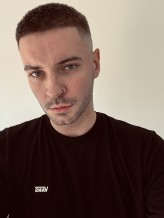 AdrianW97