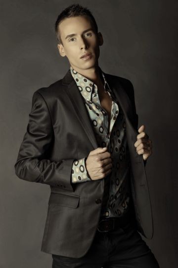lukas23