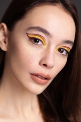 bonitaa Make Up: Natalia Maciejewska
Fot: Dawid Tomera
Face Art Make-Up School