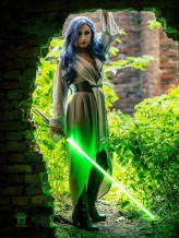 Issabel_Cosplay Jedi Master, kostium własnego projektu i wykonania. 
Zdjęcie by AG Camera Tales