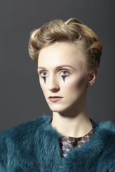 Claudius_Hair_Treser_Academy                             Model: Judyta Rarus
Hair: Magda Dukat
Make up: Joanna Łysoń, Anna Pyziołek, Kornelia Wawrzków
Stylist: Waleria Tokarzewska
Photo: Emil Kołodziej            