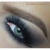 MagdalenaSzy Klasyczne smoky eye.

Więcej moich prac na:
http://instagram.com/magdalena_madzioha

Zapraszam! :o)