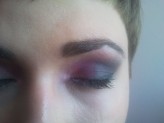 AKmakeupartist ...