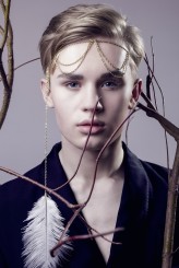 dawidczechowski photographer: Witold Lewis
stylist: Aleksandra Kwiatkowska
model: Dawid Czechowski
for CHASSEUR MAGAZINE