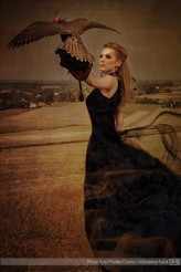 akinom_photo                             Duchess of birds
Modelka: Monika
MUA: Ania
Fryzura: Beata
Photo Arte            