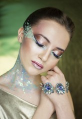 basiasaa Golden Lady

makijaż: Lilla Łaska
mod. Julia Michalska

publikacja w grudniowym Make Up Trendy
nr 4/2017