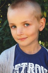 wykrota-photo                             Braciszek :) 
Aparat go uwielbia!             