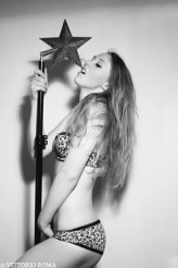 polaaa90 Modelka: Paulina “Pola” Brzostek
https://www.facebook.com/PaulinaBrzostek.model