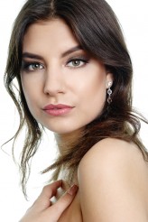 cari-valde Makijaż wykonała Martyna Sitarska podczas kursu w szkole wizażu Adelajda Beauty Concept