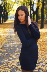 Karaszewska_photo black dress..