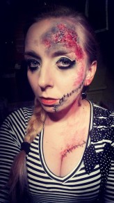 mz_zima Halloweenowy make up. Iw robiła szramę na biuście sama... :)