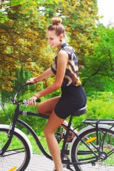 Yulia_Pavliuk                             Sesja rowerowa            