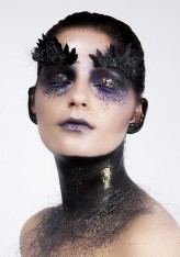 Dabrowka Make up artystyczny, tytuł pracy:minerały.
Fotograf: Ewa Krajewska-Wojtulewicz