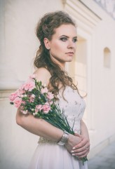 Dominikaa Fryzura ślubna - modelka Monika

fot.: http://wdstudio.com.pl/