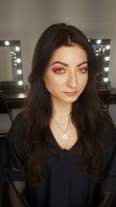 Karmel-makeup            