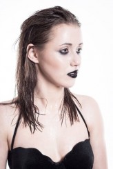 MakeUpNataliaG Model: Joanna Duch
Make-up/Hair/Styl: Natalia Grzmil
W Szkole Wizazu i Stylizacji Artystyczna Alternatywa