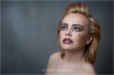 DemoiselleAlexis make up : whitedressmakeup
zdjęcie:     Robert-Graff