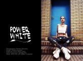 violetdreams                             POWER WHITE
Zdjęcia: Monika Witowska 
Makijaż: Anna Maria Zieja Make up 
Stylizacja: Hiroshima Sobolewska 
Buty: HIGH LIFE with Jeffrey Campbell            