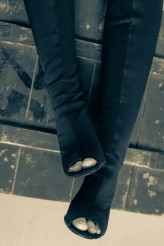 Narikala                             More on ig:
www.instagram.com/narikala.photomodel            