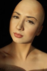EyeShadowGirl_Make-Up Bald cap