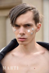 Xander_Hirsh Starboy dla Marti Magazine:
http://martimagazine.com/post/starboy
model: Tomasz Rusin / Embassy Models