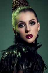 faceforward                             make up & hair & photo: ja
model: Weronika            