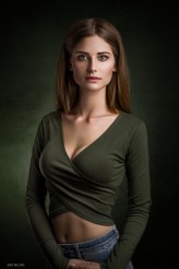 davew Portrait of Patrycja in green.
If you like my portraits follow me on my Facebook page :)
 https://www.facebook.com/DaveWillemsPhotography