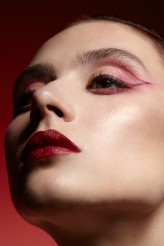 aneta_koszyczek GRAPHIC MODERNITY FOR IMIRAGE MAGAZINE Issue 297/2018

Model: Aleksandra Antas
Photo: Iwona Cieniawska
Make-Up: Aneta Koszyczek