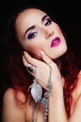 eklatekla Makijaż/foto/retusz/biżuteria: Enigma i ja
