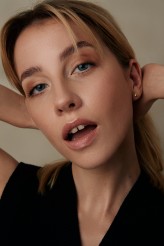mpawelczak Olga
model: @olgamilej.portfolio 
makeup: @garlacz.makeup 
stylist: @adrianacisza 
photo/retouch: @m_pawelczak 