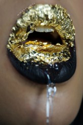 melii_wil  My makeup look lip art 
 GOLDEN SKY 