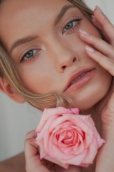 petiteannie modelka: Kornela
makijaż: Paulina Frątczak Make Up
kwiatki: Kwiaciarnia Na Łodygach