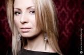 weronikalucjan                             Na zdjęciu: Katarzyna Olubińska
Makijaż / fryzura: Ewelina Osman            