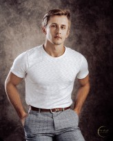 pitq28 Model: Tomasz