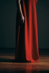 amizarova                             fotograf: @portretyibalety 
modelka: @amizarova 
projektanci: @tsunamifashiondesign @ps.fashion.design 
studio: @kolor_studio_fotograficzne            