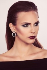 Natkaaa22 Glamour makeup
Modelka: Dominika Służewska 
Fotograf: Robert Kobyliński 
Makijaż: Natalia Tomaszewska