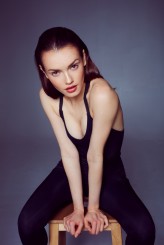 cheyennee MODELKA: Krysia/Q-Models 
MAKEUP: Magda Wojcieszuk 
ORGANIZATOR SESJI: www.tobobrykurs.pl 
SUPERVIZOR OŚWIETLENIA: www.sebastiansiebor.com 
STUDIO: www.bakarum.pl