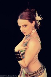 linnenn Anna Redlin / Tribal, Belly Dance, Flamenco Dancer
